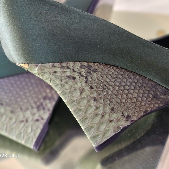 Bᴜʀʙᴇʀʀʏ Olive Pʏᴛʜᴏɴ 🐍 ᴘᴜᴍᴘs sɪᴢᴇ EU42/US12. - Picture 2 of 8